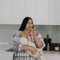 Apple Crumble Lactation bar support breast milk supply. Individually wrapped, made with premium galactagogue ingredients and dairy-free