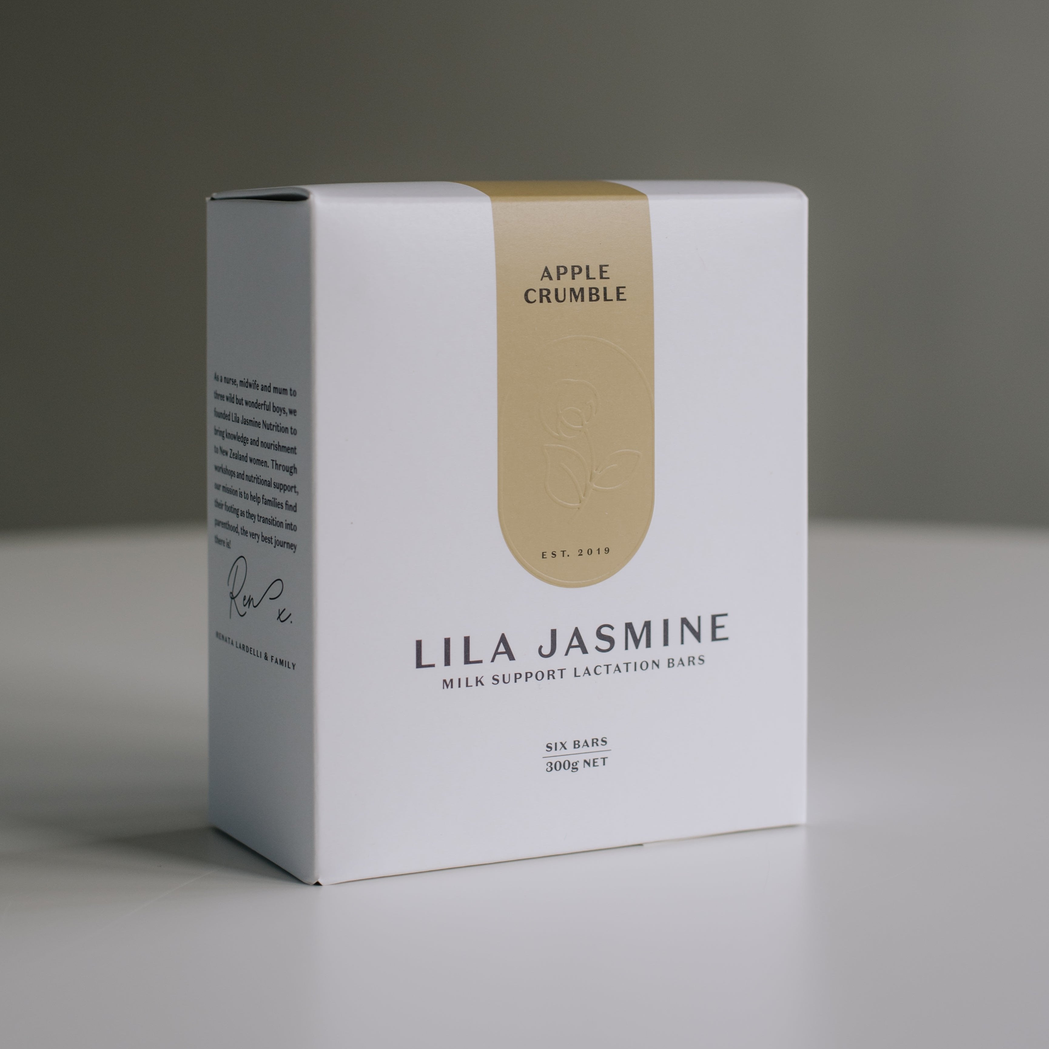 Apple Crumble Lactation bar support breast milk supply. Individually wrapped, made with premium galactagogue ingredients and dairy-free